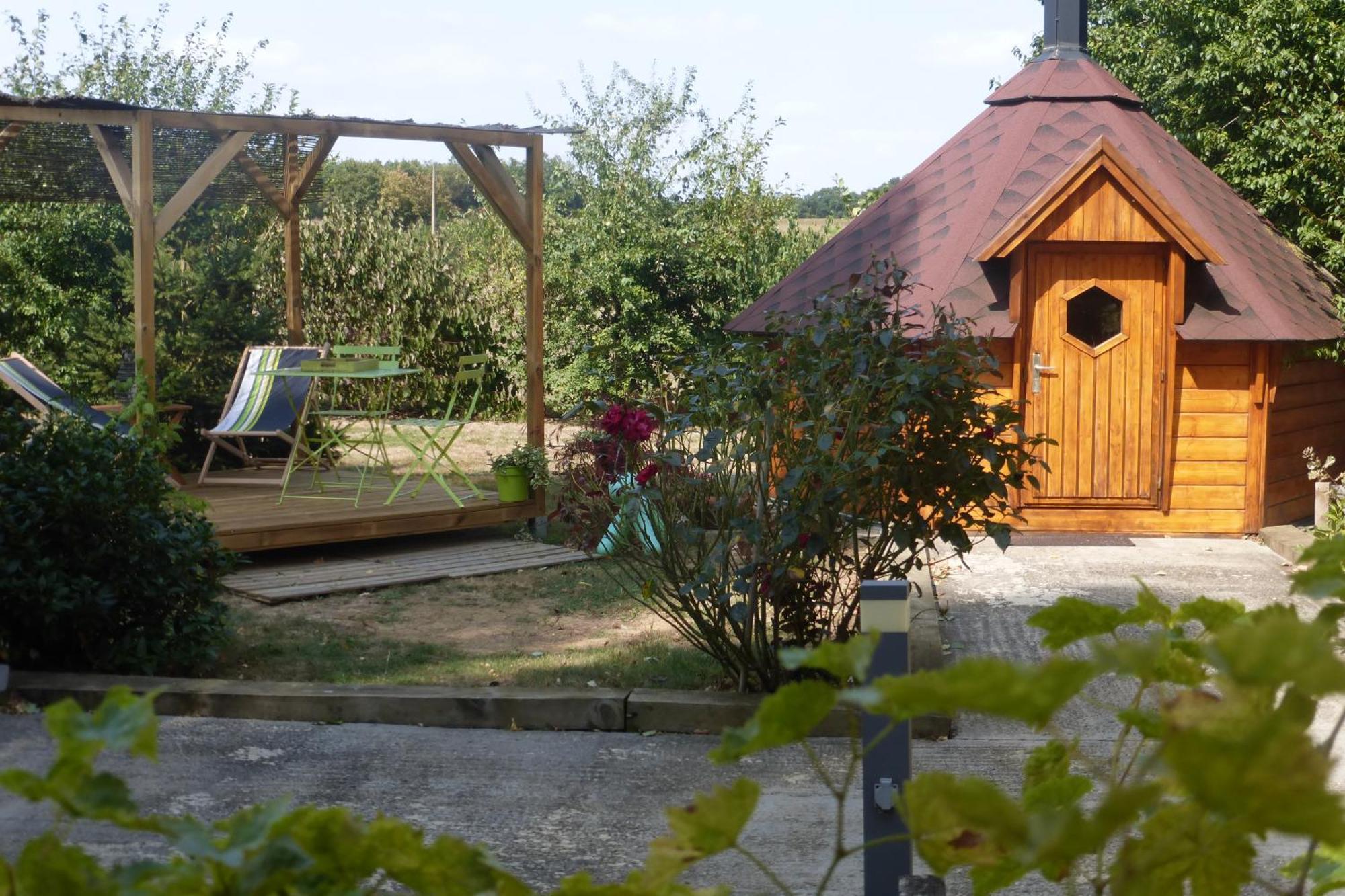 Abrikota Bed & Breakfast Saint-Christophe-du-Jambet Exterior photo